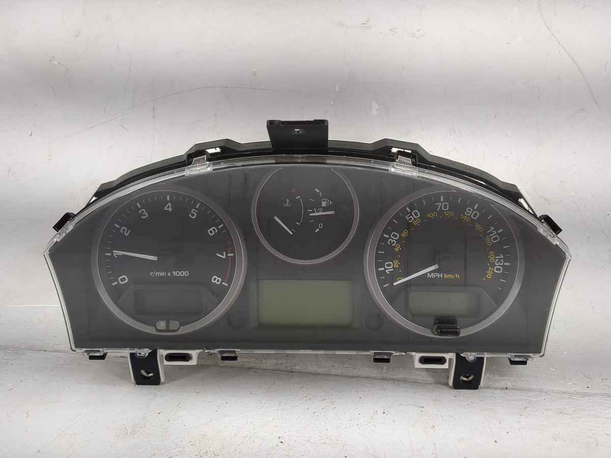 2011 Land Rover Lr2 Instrument Cluster Speedometer Gauges P/N:BH52-14C226-AB BH52-14C026-AD, BH5210849AD, LR-0019-001 Miles: