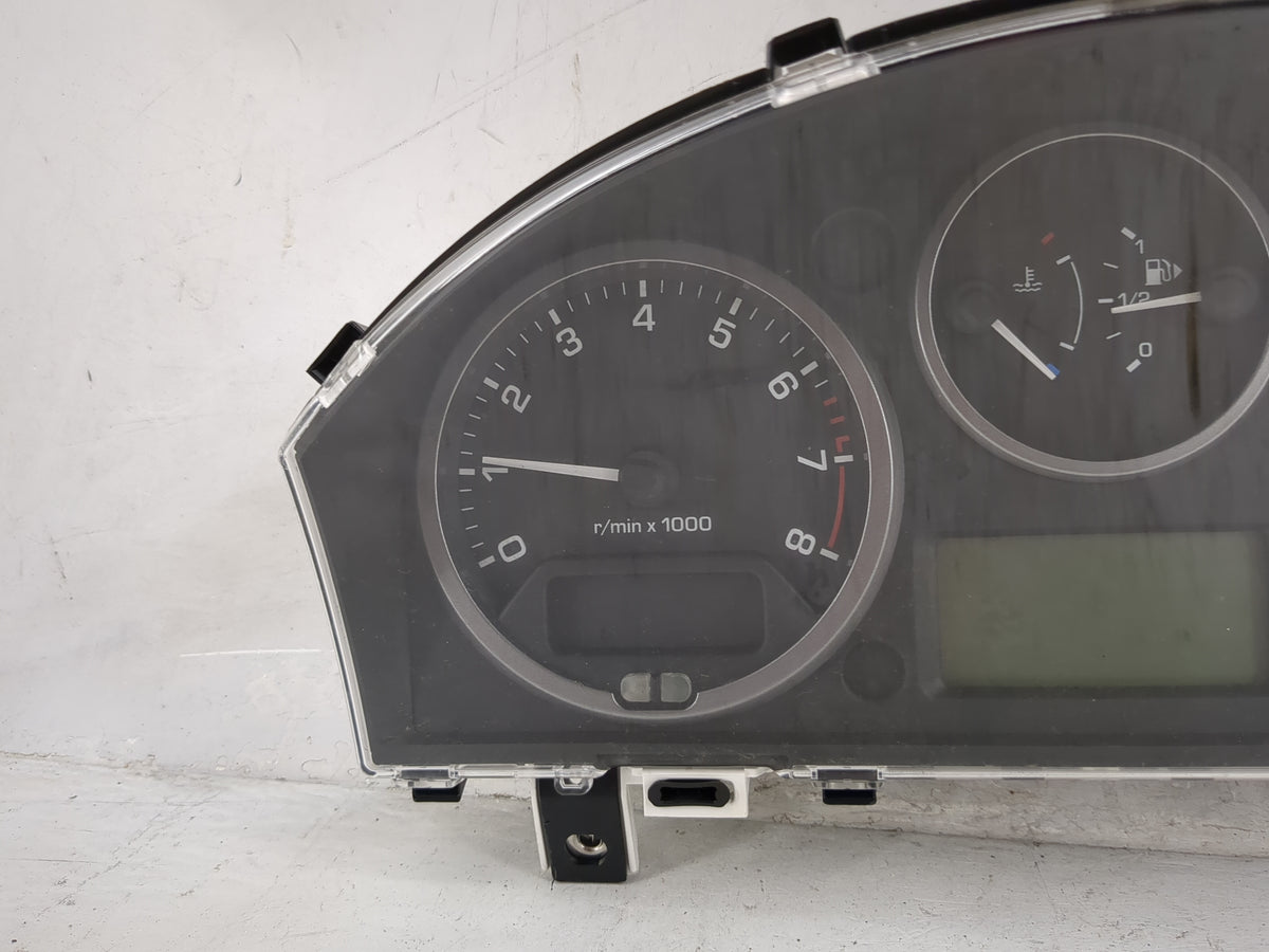 2011 Land Rover Lr2 Instrument Cluster Speedometer Gauges P/N:BH52-14C226-AB BH52-14C026-AD, BH5210849AD, LR-0019-001 Miles: