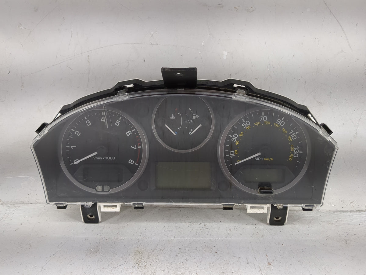 2011 Land Rover Lr2 Instrument Cluster Speedometer Gauges P/N:BH52-14C226-AB BH52-14C026-AC, BH5210849AC Miles: Fits OEM Use