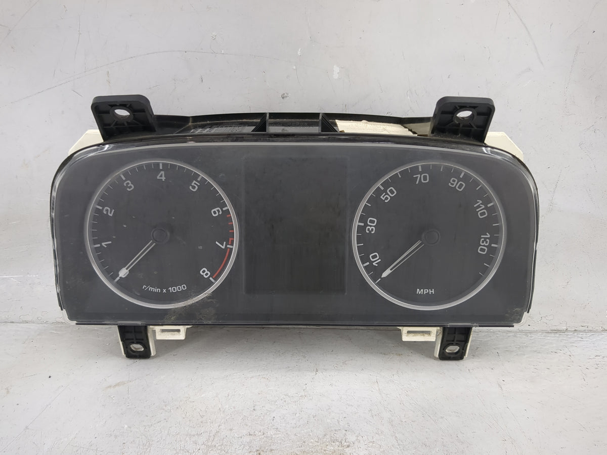 2011 Land Rover Lr2 Instrument Cluster Speedometer Gauges P/N:AH22-10849-AJ VPAH2F-10849-AJ, A50005514, AH22-14C026-AJ Miles