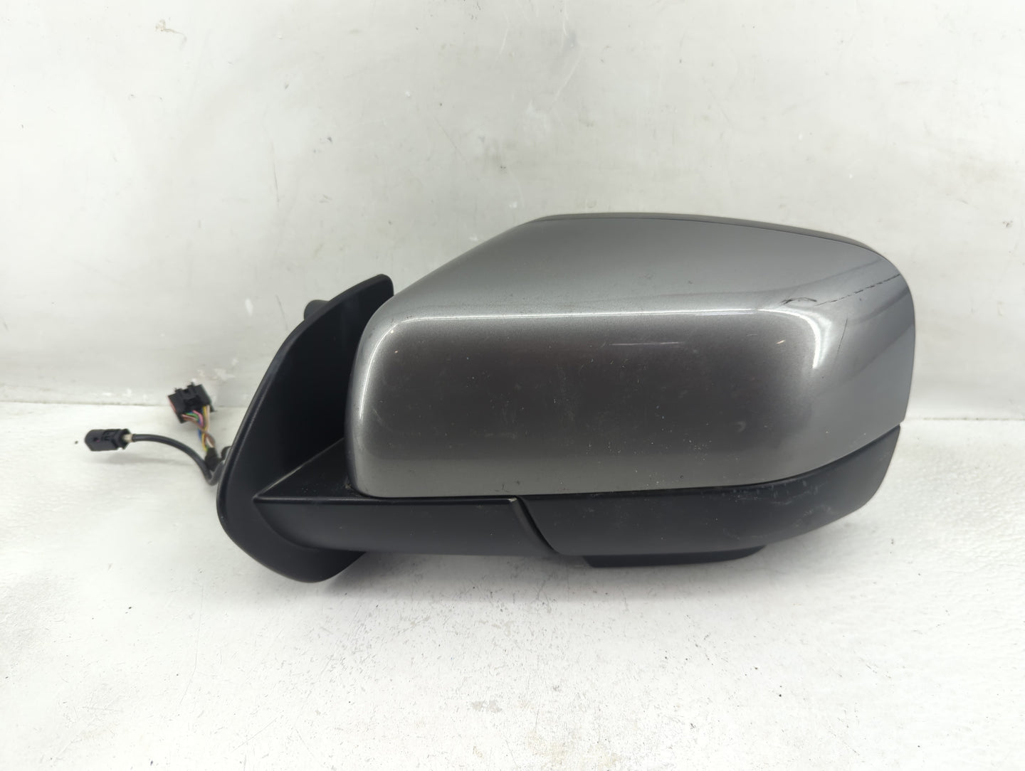 2010-2013 Land Rover Lr4 Driver Side View Mirror - Left Door Mirror OEM Used - Oemusedautoparts1.com