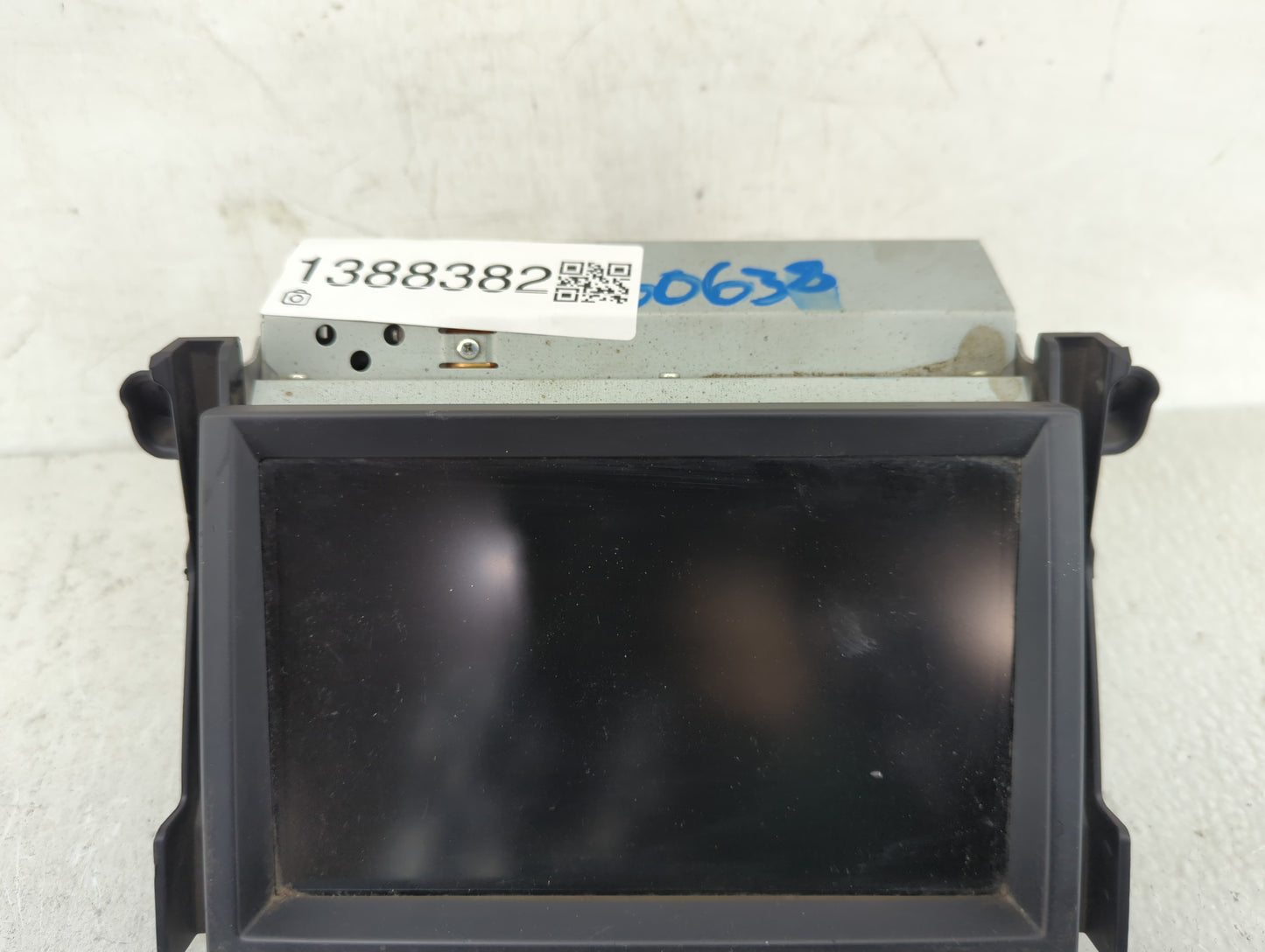 2010-2011 Land Rover Lr4 Information Display Screen - Oemusedautoparts1.com
