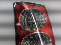 2010-2012 Land Rover Lr4 Tail Light Assembly Passenger Right OEM Fits Fits 2010 2011 2012 OEM Used Auto Parts - Oemusedautop