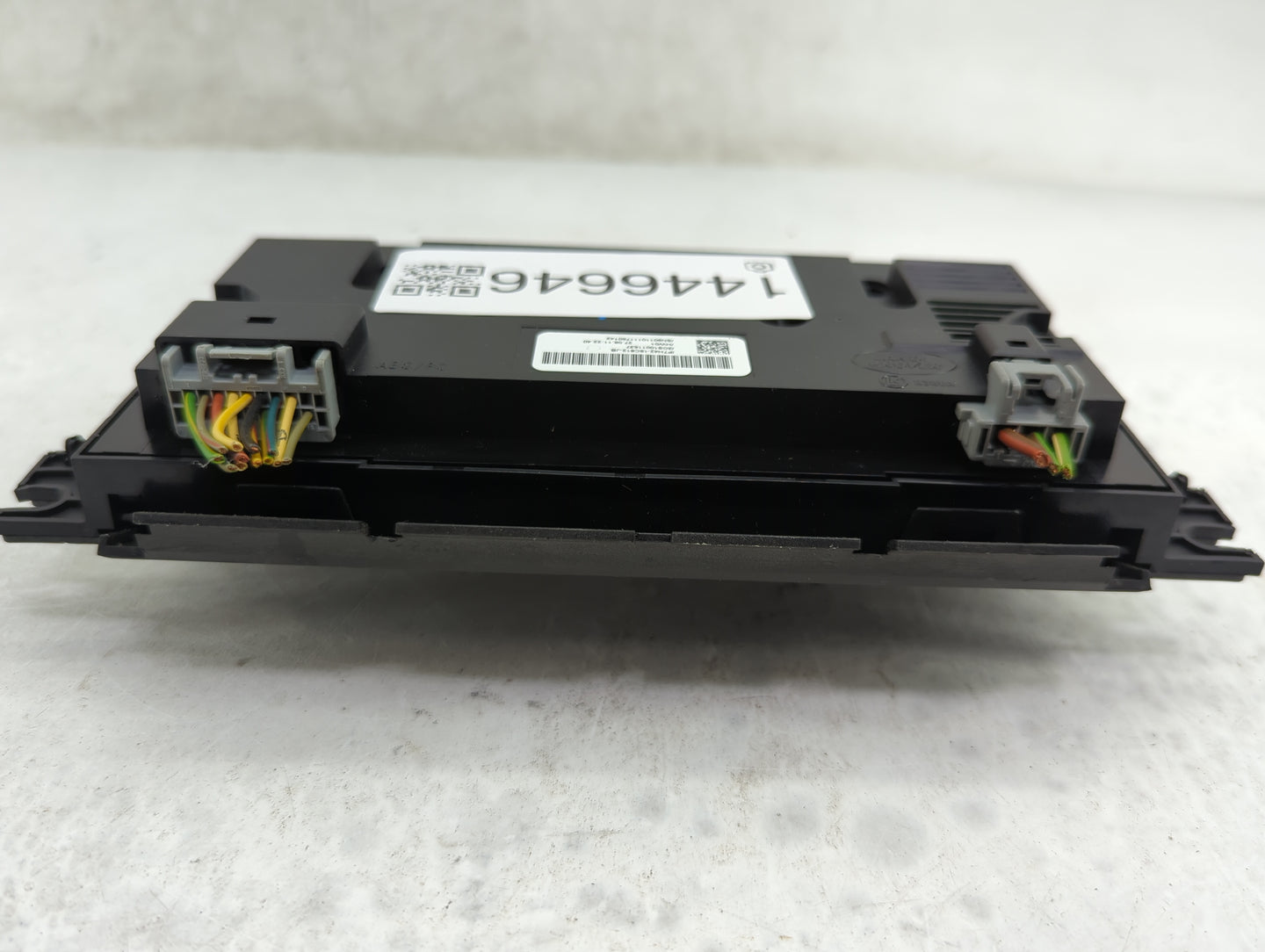 2010-2012 Land Rover Range Rover Climate Control Module Temperature AC/Heater Replacement P/N:7H42-18C612-JB Fits OEM Used A