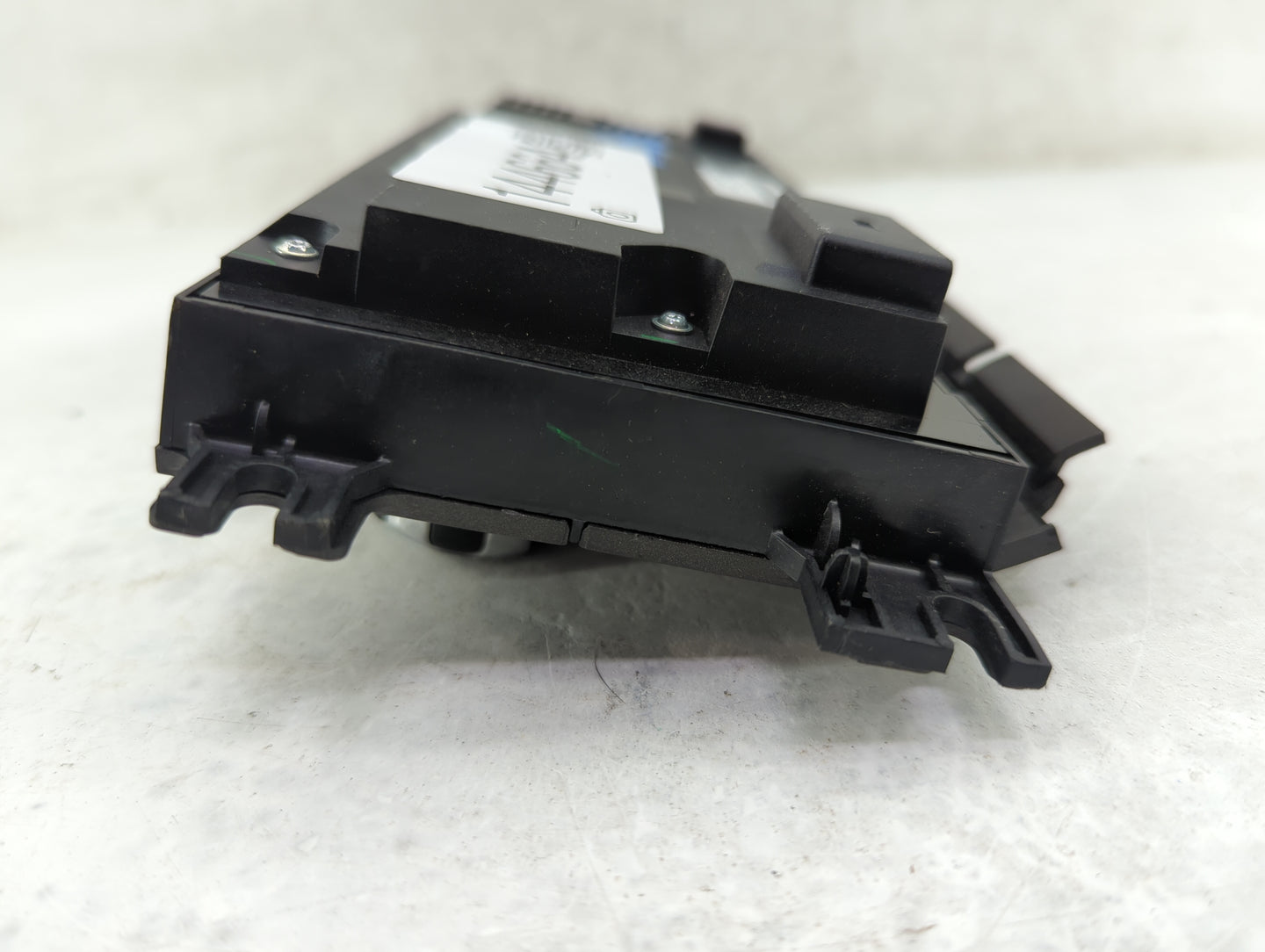 2011 Land Rover Range Rover Climate Control Module Temperature AC/Heater Replacement P/N:P7H42-18C612-HB Fits OEM Used Auto 