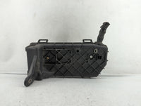 2010-2012 Land Rover Range Rover Fusebox Fuse Box Panel Relay Module P/N:AH42-00082-BA Fits Fits 2010 2011 2012 OEM Used Aut