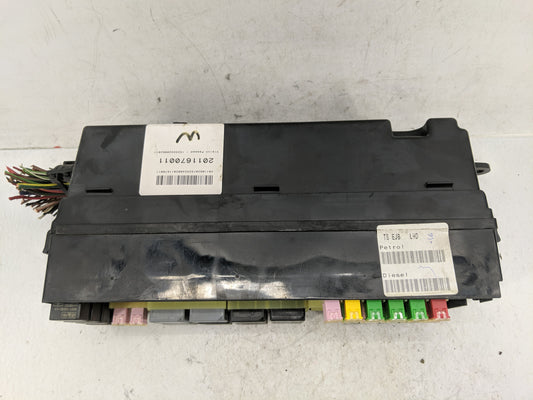 2010-2013 Land Rover Range Rover Sport Fusebox Fuse Box Panel Relay Module P/N:BH32-14290-CC Fits Fits 2010 2011 2012 2013 OEM Used Auto Parts