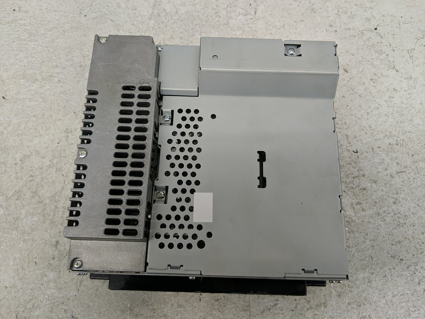 2011 Land Rover Range Rover Sport Radio AM FM Cd Player Receiver Replacement P/N:BH22-18C815-AB Fits OEM Used Auto Parts - O