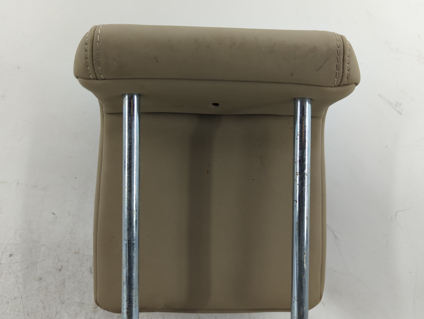 2010-2013 Land Rover Range Rover Sport Headrest Head Rest Rear Seat Fits Fits 2010 2011 2012 2013 OEM Used Auto Parts - Oemu