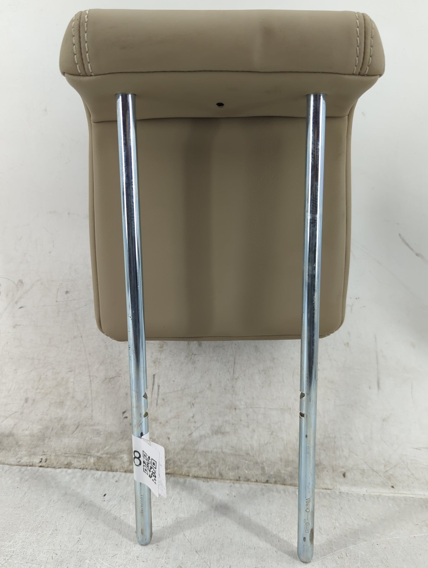 2011 Land Rover Range Rover Sport Headrest Head Rest Front Driver Seat - Oemusedautoparts1.com