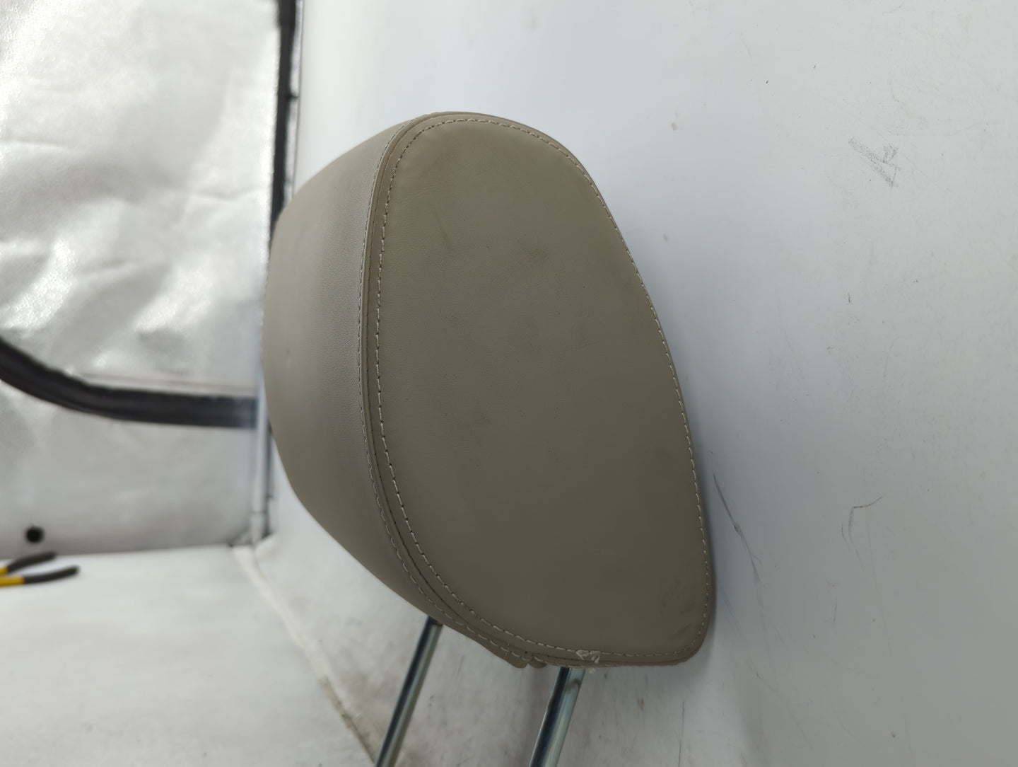 2010 Range Rover Sport Headrest Head Rest Front Driver Passenger Seat - Oemusedautoparts1.com