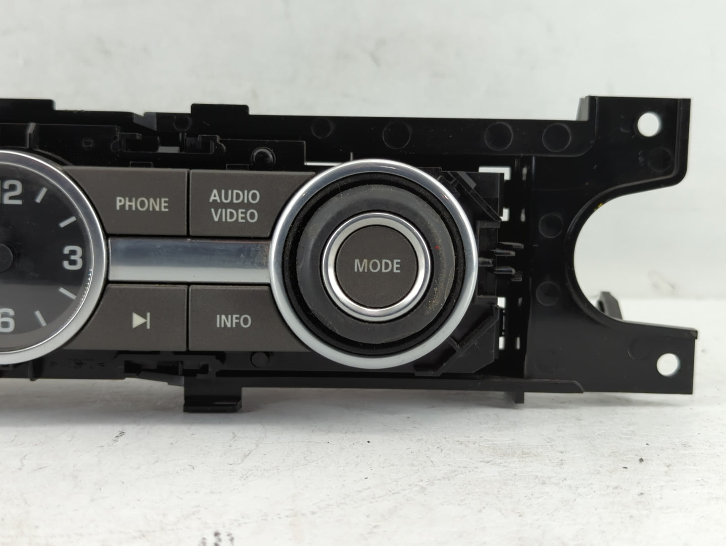 2010-2013 Land Rover Range Rover Sport Radio Control Panel - Oemusedautoparts1.com
