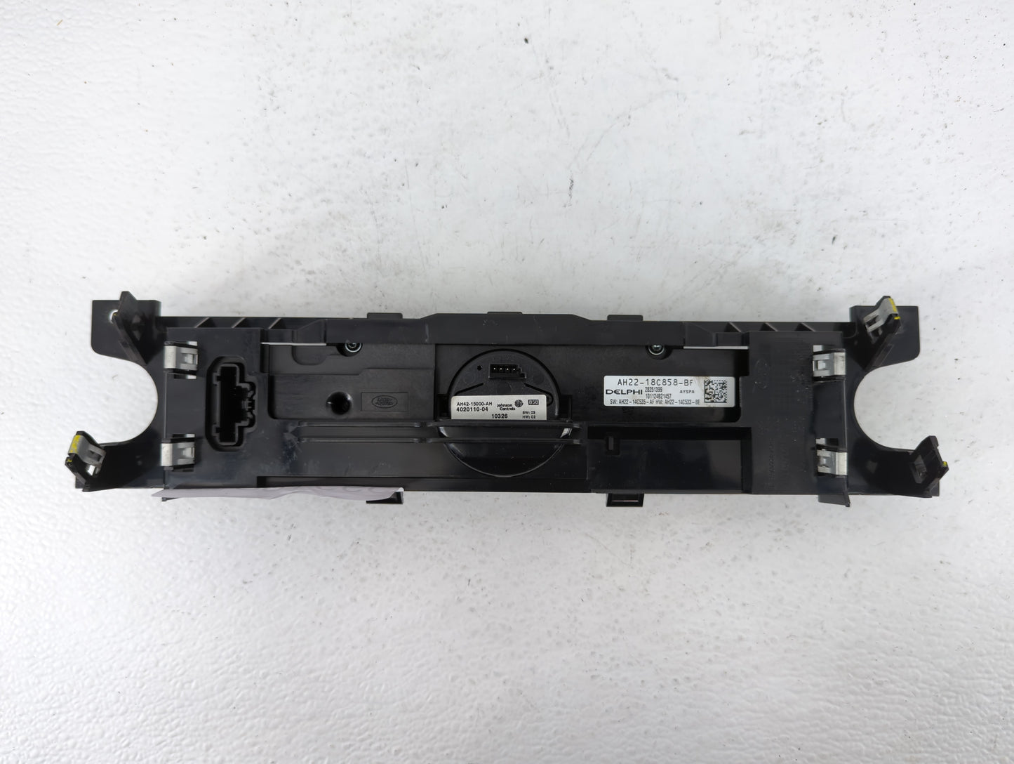 2010-2013 Land Rover Range Rover Sport Radio Control Panel - Oemusedautoparts1.com