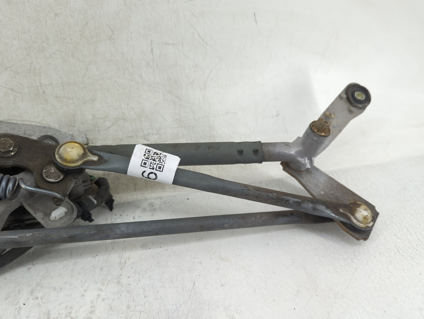 2011-2017 Lexus Ct200h Front Windshield Wiper Motor P/N:85110-76030 Fits Fits 2011 2012 2013 2014 2015 2016 2017 2018 2019 2