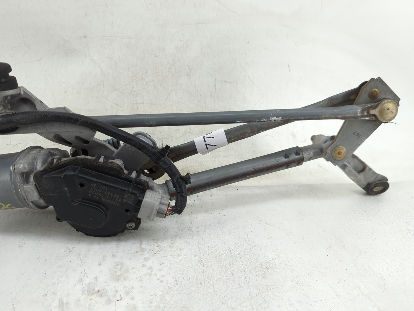 2011-2017 Lexus Ct200h Front Windshield Wiper Motor P/N:85110-76030 Fits Fits 2011 2012 2013 2014 2015 2016 2017 2018 2019 2