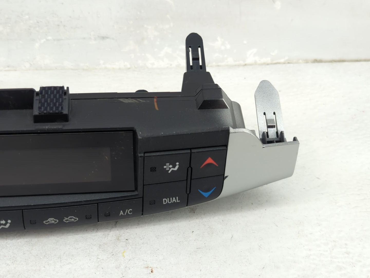 2011-2013 Lexus Ct200h Climate Control Module Temperature AC/Heater Replacement P/N:55900-76060 2322003Y2A Fits OEM Used Aut