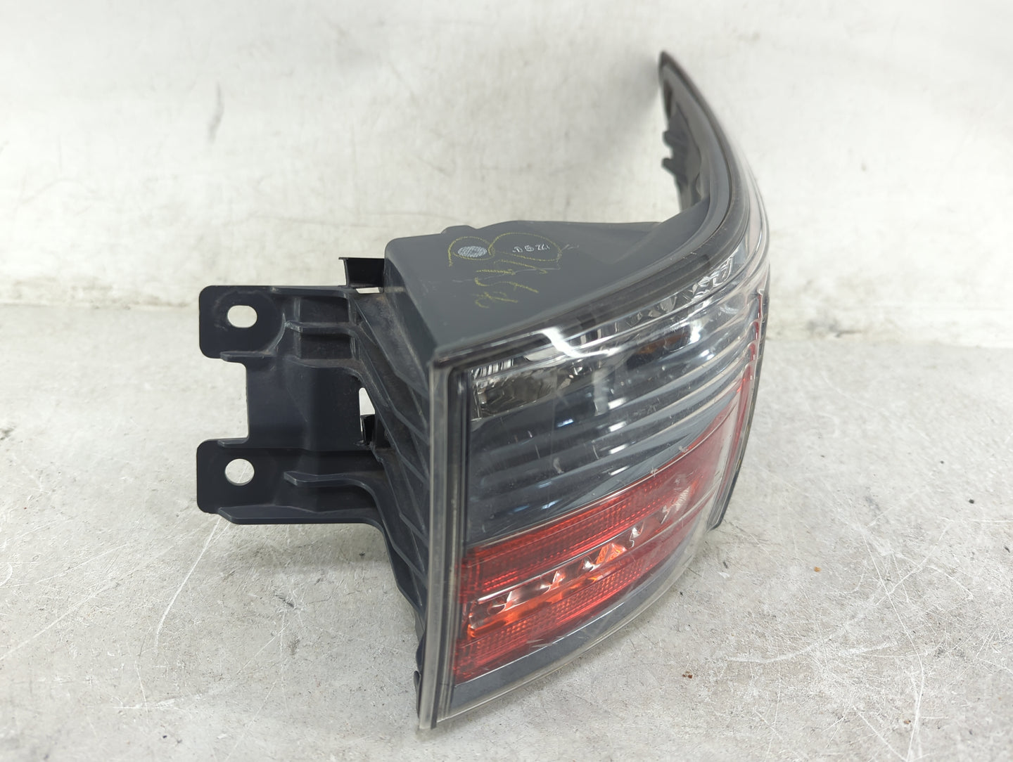 2011-2017 Lexus Ct200h Tail Light Assembly Passenger Right OEM Fits Fits 2011 2012 2013 2014 2015 2016 2017 OEM Used Auto Pa
