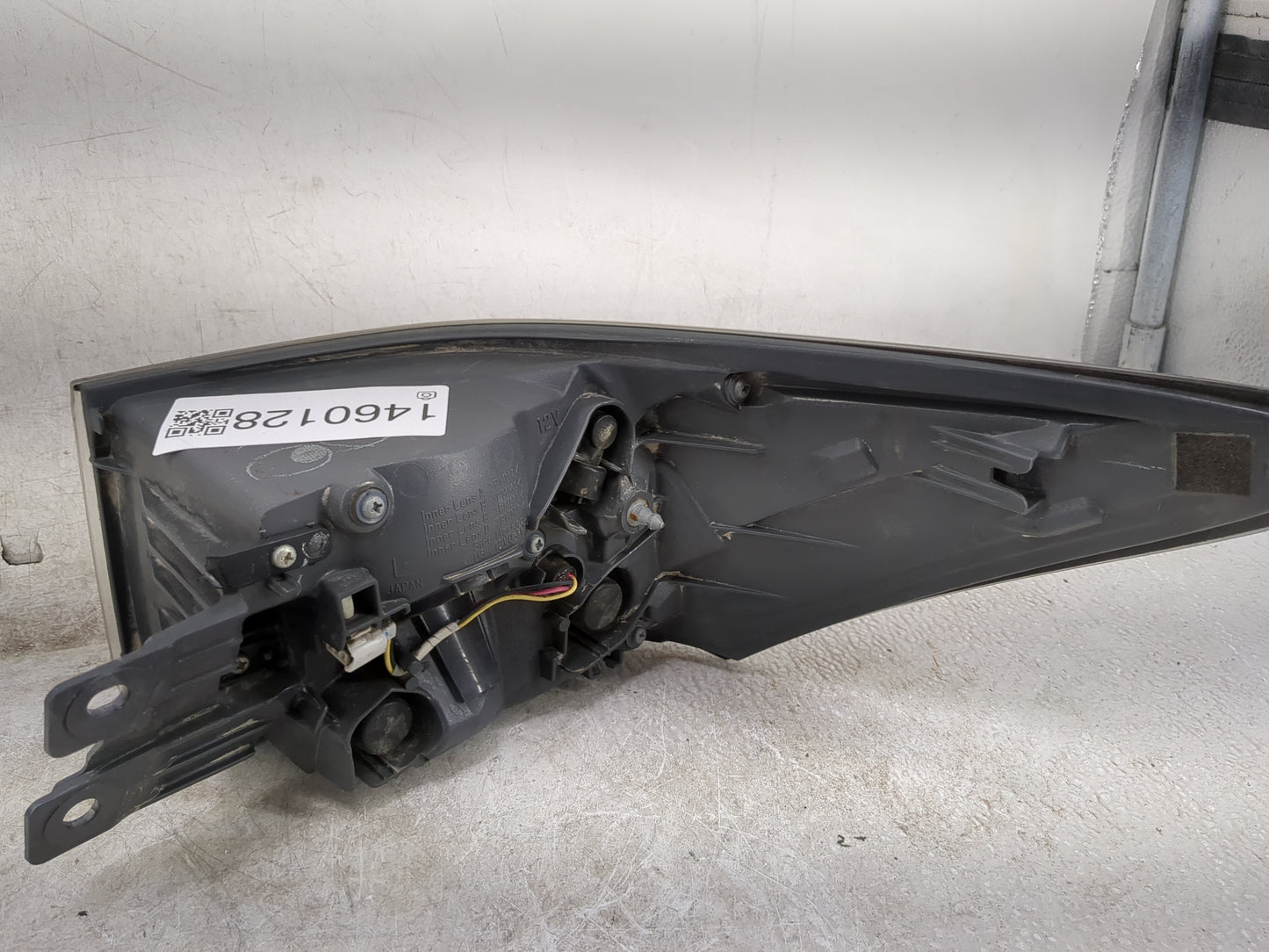 2011-2017 Lexus Ct200h Tail Light Assembly Driver Left OEM Fits Fits 2011 2012 2013 2014 2015 2016 2017 OEM Used Auto Parts 