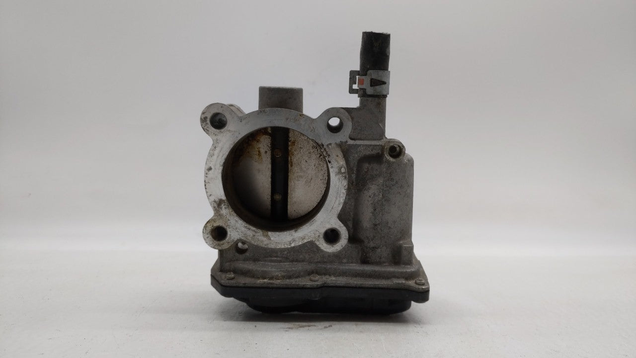 2011-2017 Lexus Ct200h Throttle Body P/N:22030-37060 Fits Fits 2010 2011 2012 2013 2014 2015 2016 2017 2018 OEM Used Auto Pa