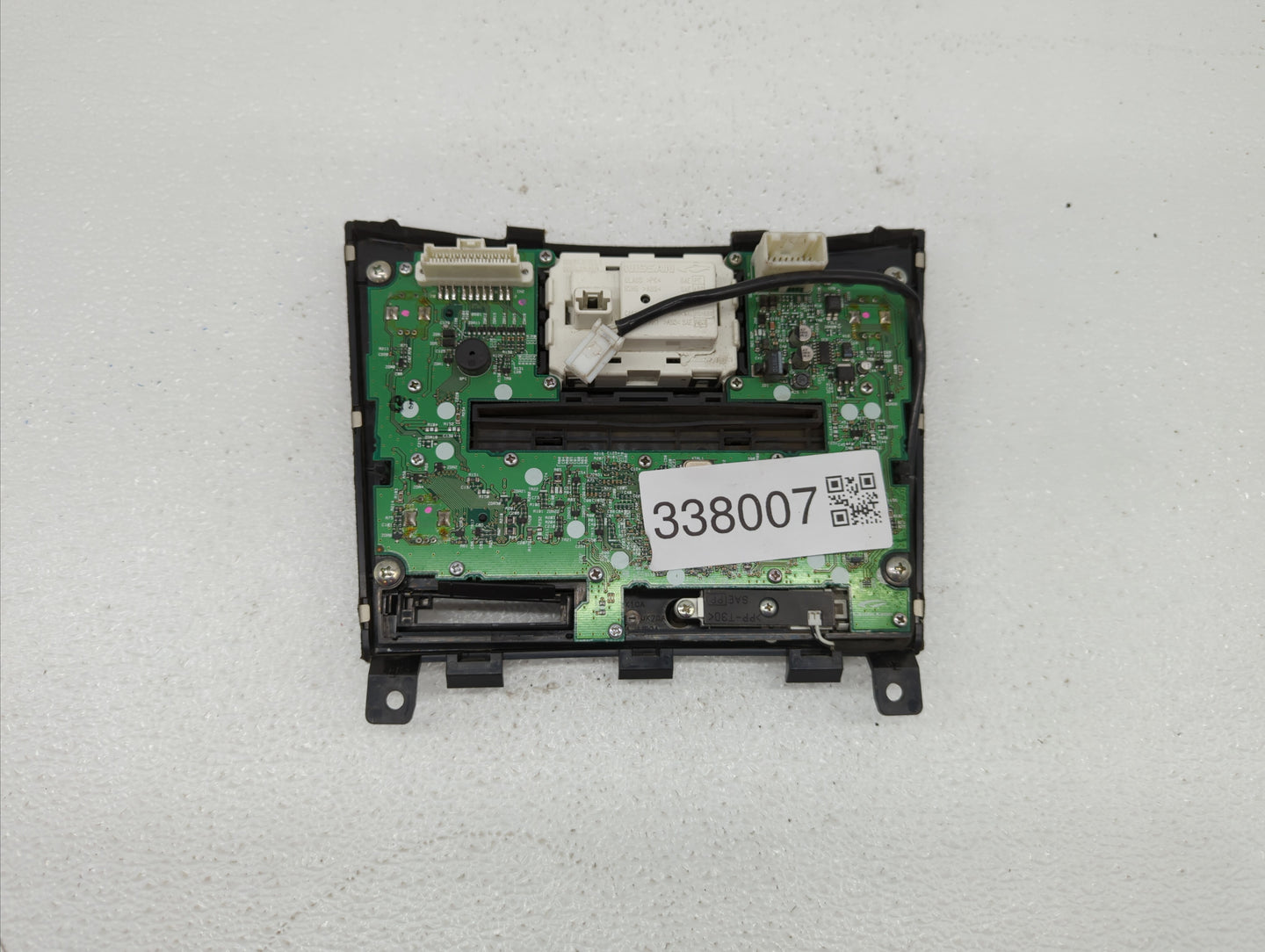2011-2013 Lexus Ct200h Radio Control Panel - Oemusedautoparts1.com