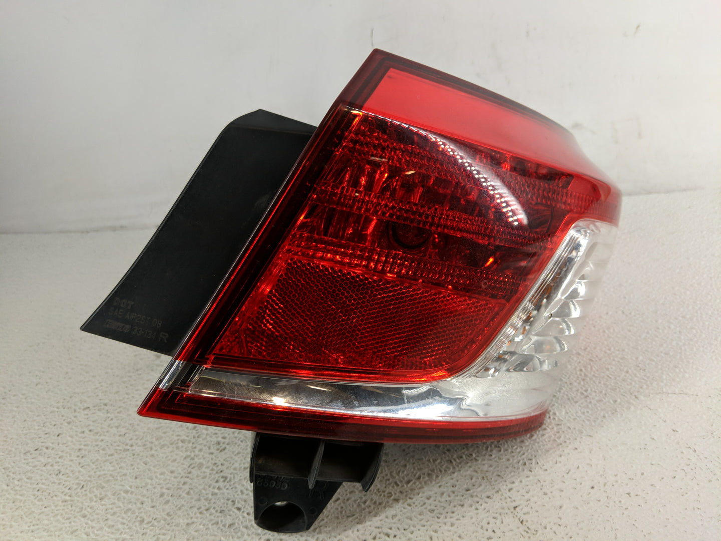 2010-2012 Lexus Es350 Tail Light Assembly Passenger Right OEM Fits Fits 2010 2011 2012 OEM Used Auto Parts - Oemusedautopart