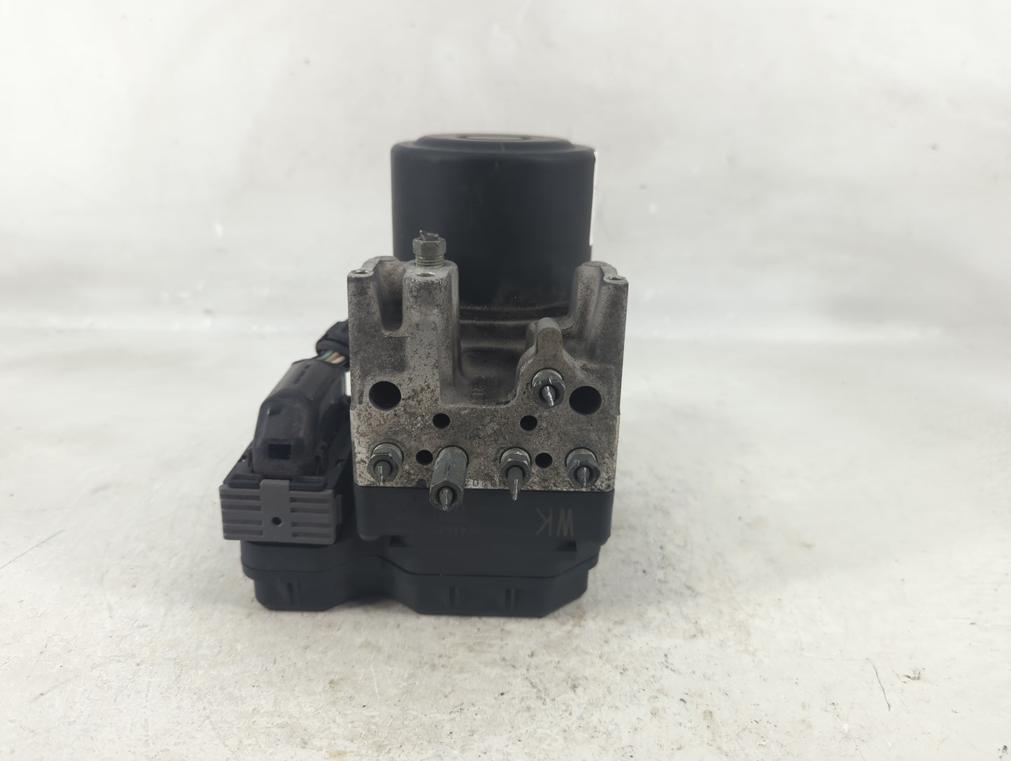 2010-2011 Lexus Es350 ABS Pump Control Module Replacement P/N:89541-33260. 44540-33190 Fits Fits 2010 2011 OEM Used Auto Par