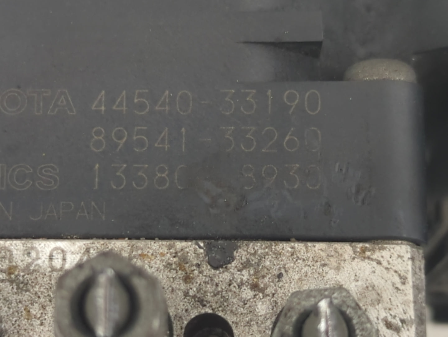 2010-2011 Lexus Es350 ABS Pump Control Module Replacement P/N:89541-33260. 44540-33190 Fits Fits 2010 2011 OEM Used Auto Par