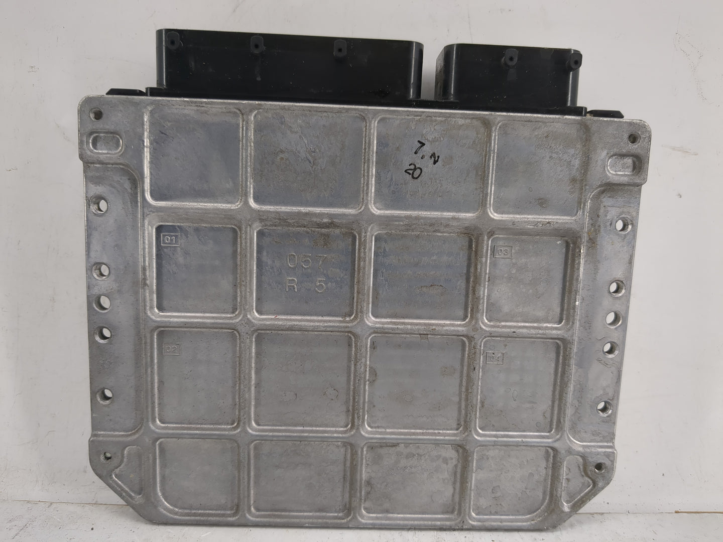 2011 Lexus Es350 PCM Engine Control Computer ECU ECM PCU OEM P/N:89661-33J70 Fits OEM Used Auto Parts - Oemusedautoparts1.co