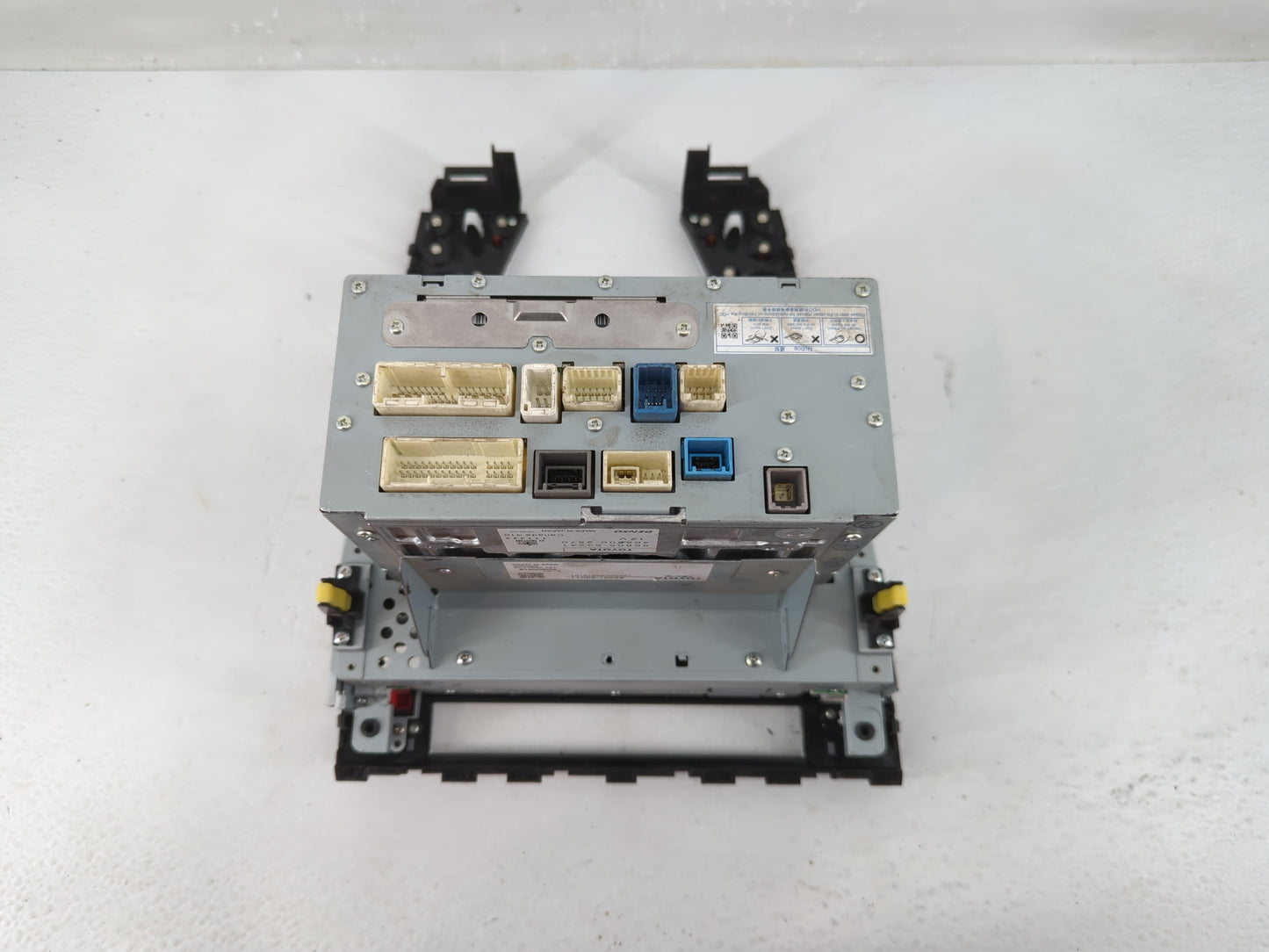 2010-2012 Lexus Es350 Radio AM FM Cd Player Receiver Replacement P/N:13400-58610101 86431-33011 Fits Fits 2010 2011 2012 OEM
