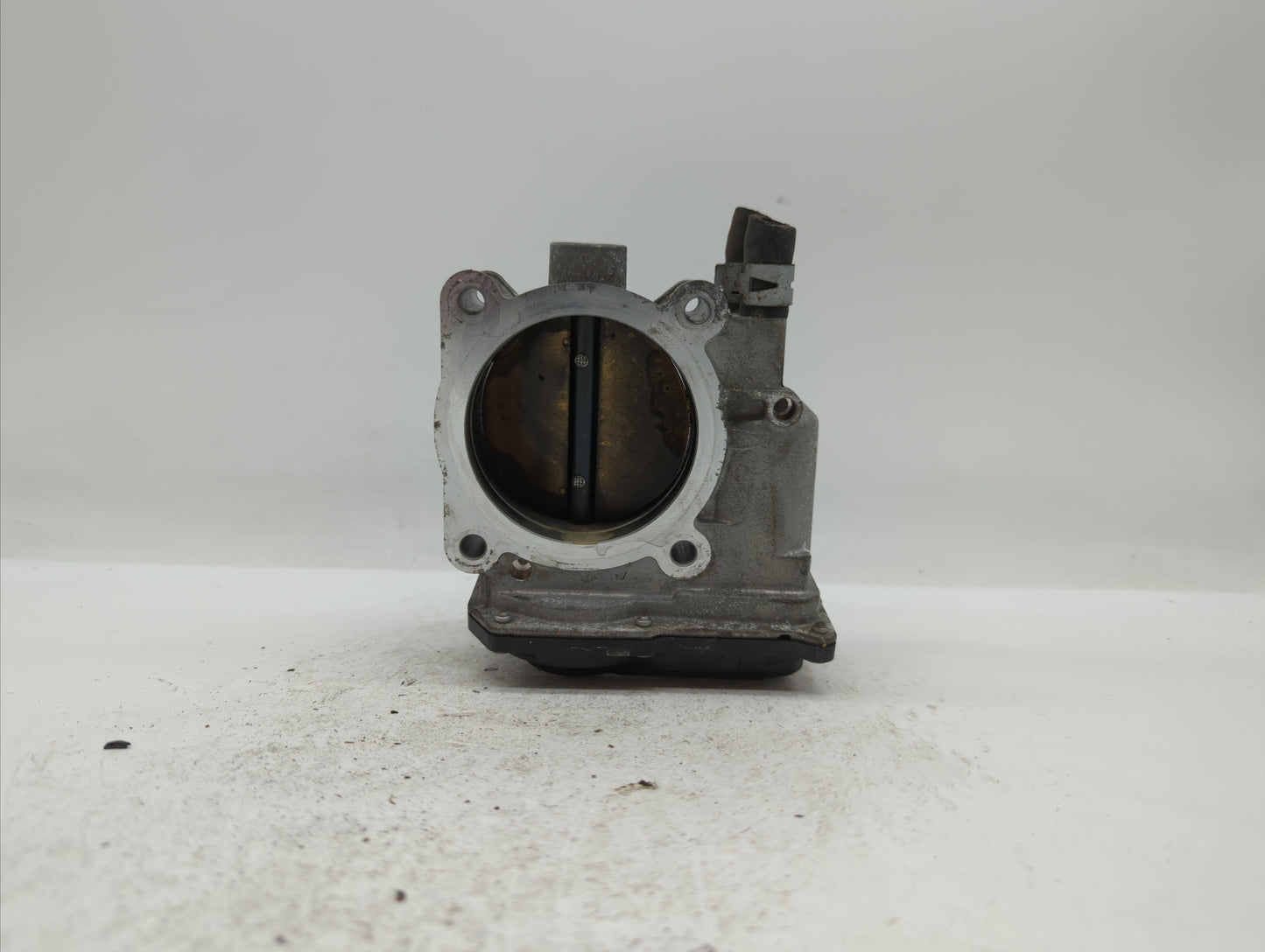 2007-2018 Lexus Es350 Throttle Body P/N:22030-0P050 22030-31030 Fits OEM Used Auto Parts - Oemusedautoparts1.com