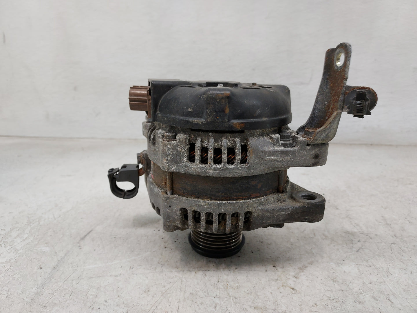 2010-2018 Lexus Es350 Alternator Replacement Generator Charging Assembly Engine OEM P/N:104210-2101 27060-3T112 Fits OEM Use