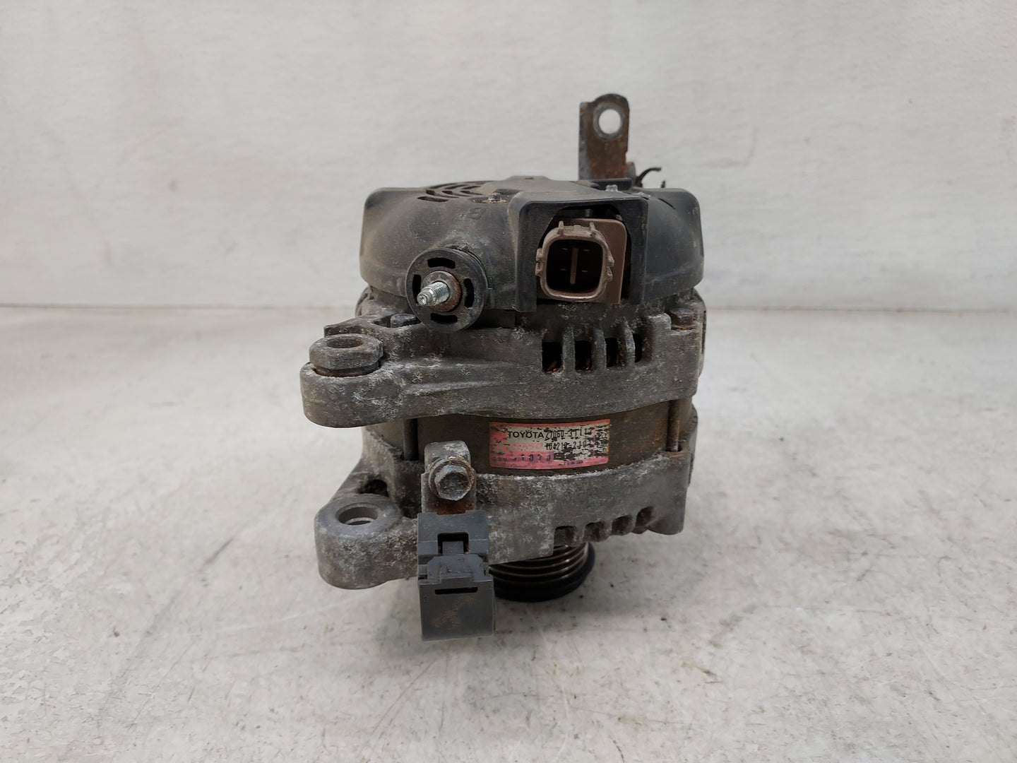 2010-2018 Lexus Es350 Alternator Replacement Generator Charging Assembly Engine OEM P/N:104210-2101 27060-3T112 Fits OEM Use