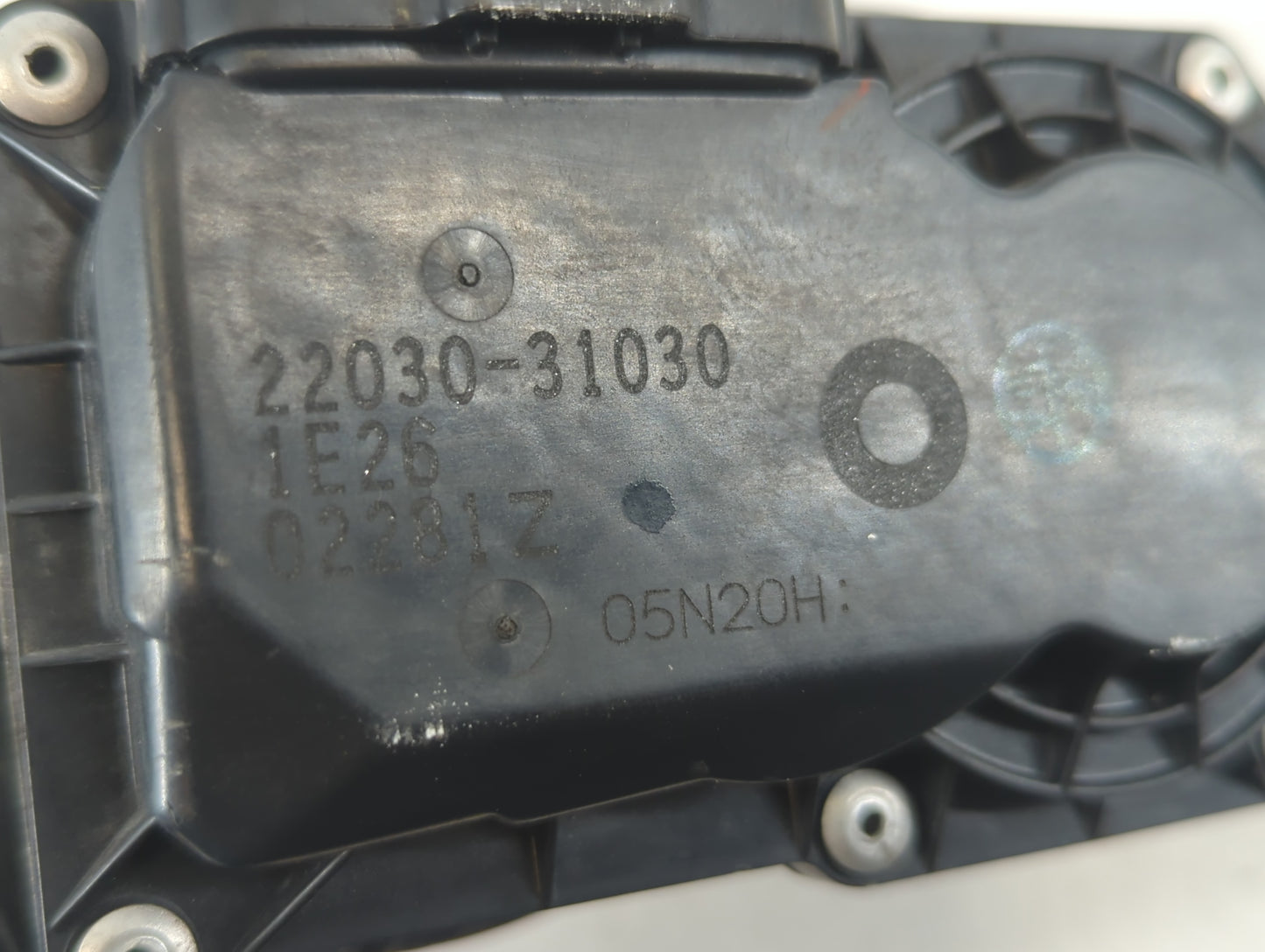 2007-2018 Lexus Es350 Throttle Body P/N:22030-31030 Fits OEM Used Auto Parts - Oemusedautoparts1.com