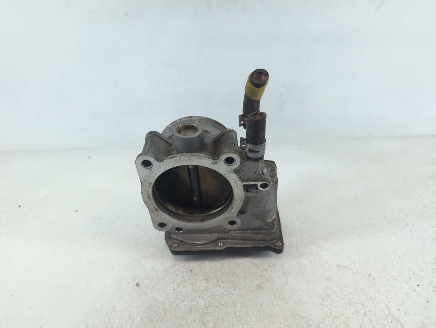 2007-2018 Lexus Es350 Throttle Body P/N:22030-31030 Fits OEM Used Auto Parts - Oemusedautoparts1.com