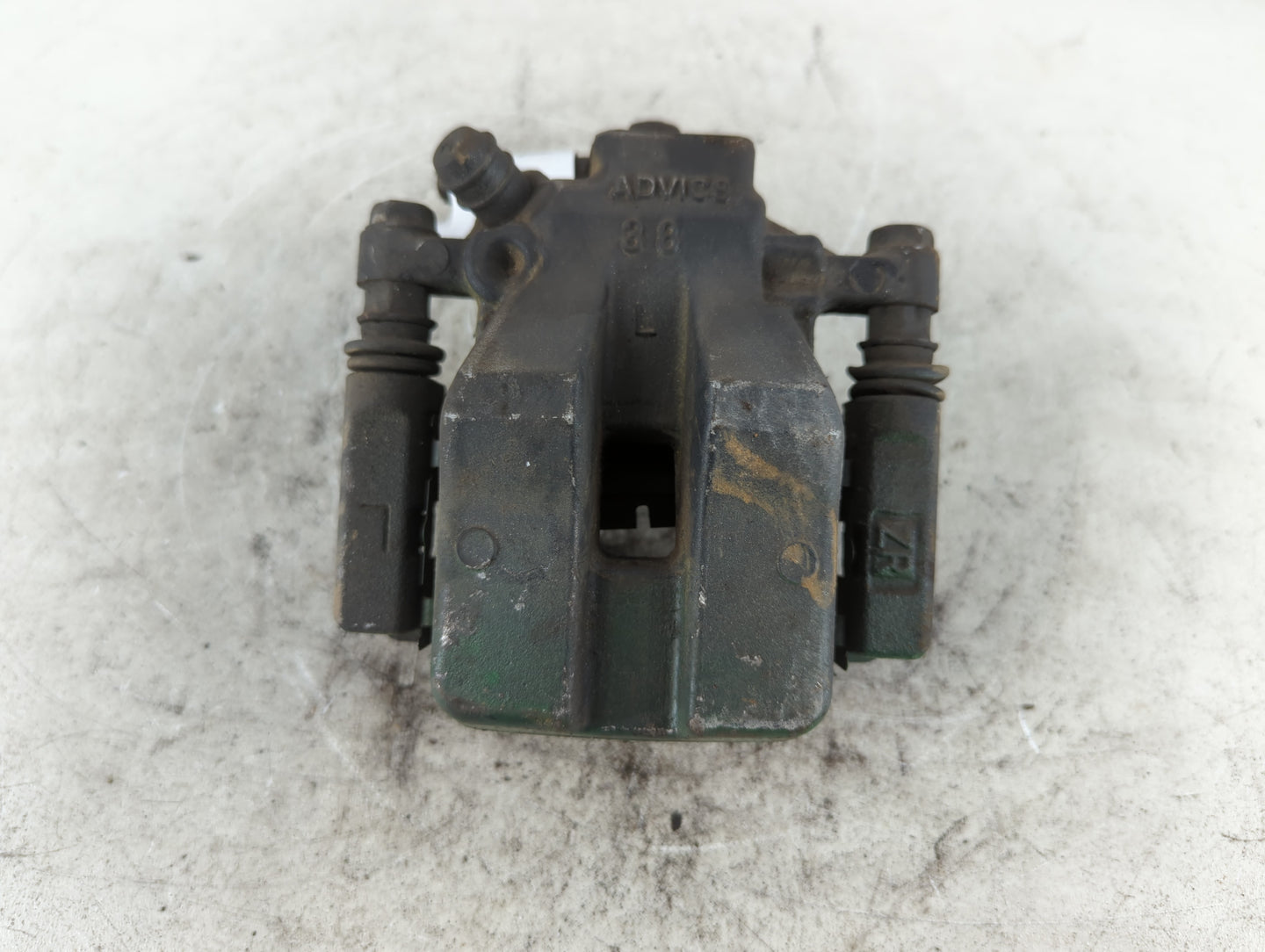 2007-2011 Lexus Es350 Rear Driver Left Brake Caliper - Oemusedautoparts1.com