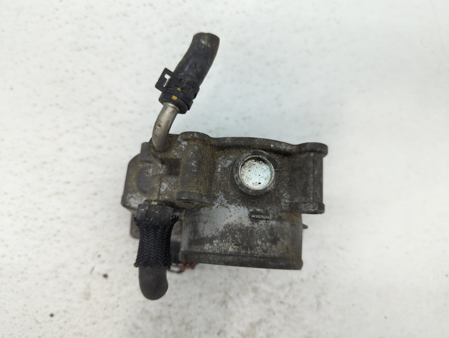 2006-2015 Lexus Is250 Throttle Body P/N:22030-31020 Fits Fits 2006 2007 2008 2009 2010 2011 2012 2013 2014 2015 OEM Used Aut