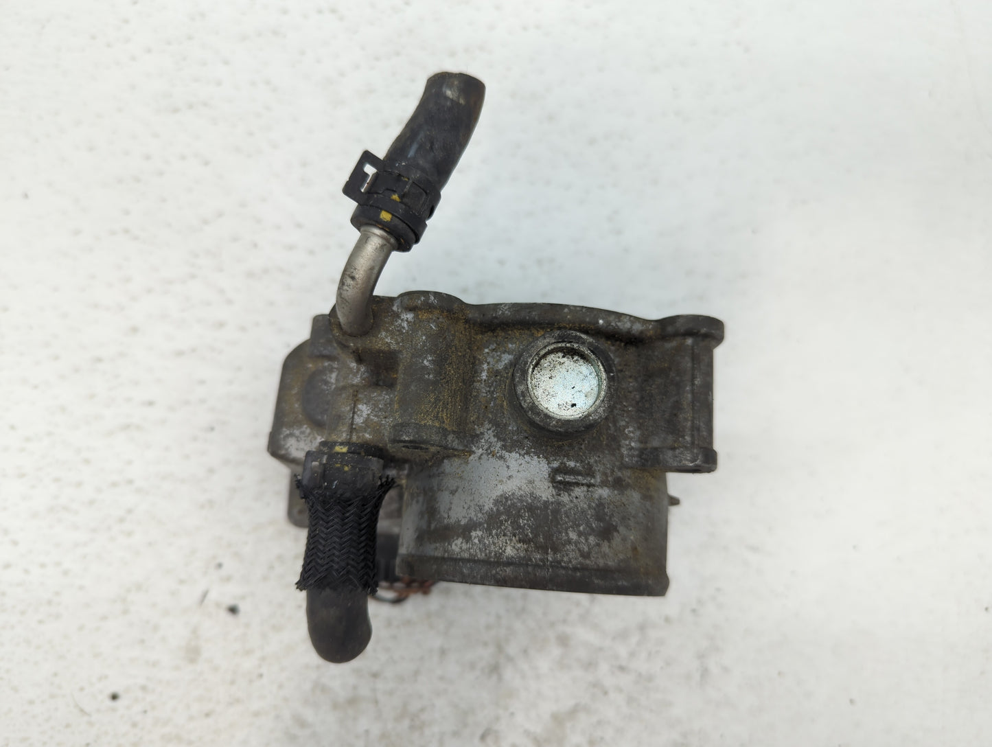 2006-2015 Lexus Is250 Throttle Body P/N:22030-31020 Fits Fits 2006 2007 2008 2009 2010 2011 2012 2013 2014 2015 OEM Used Aut