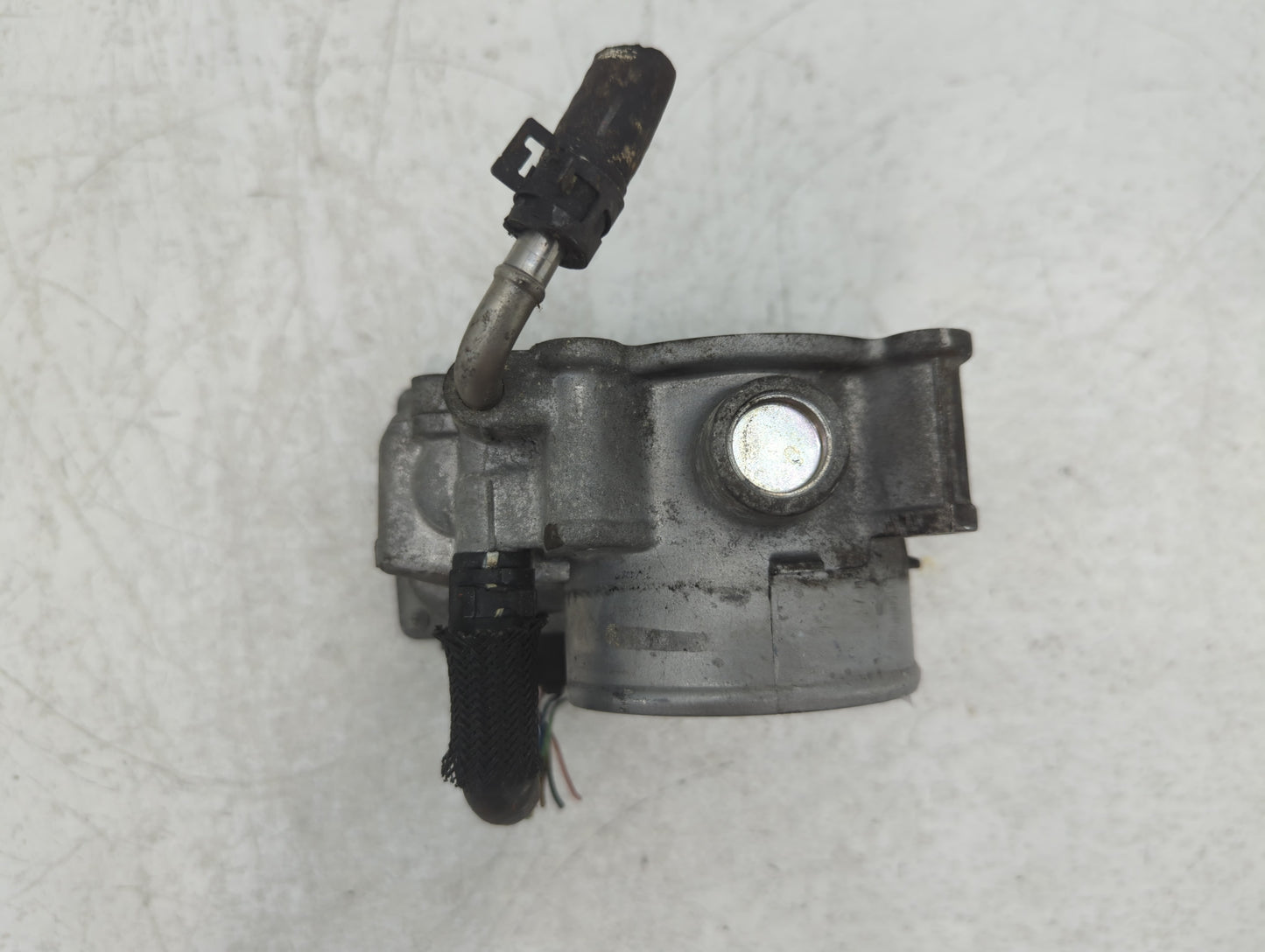 2006-2015 Lexus Is250 Throttle Body P/N:22030-31020 Fits Fits 2006 2007 2008 2009 2010 2011 2012 2013 2014 2015 OEM Used Aut