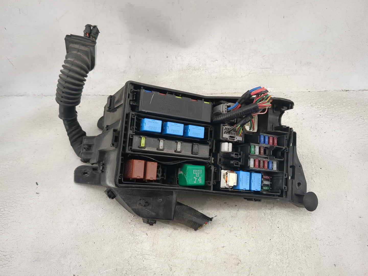 2009-2013 Lexus Is350 Fusebox Fuse Box Panel Relay Module P/N:89211-53030 Fits Fits 2009 2010 2011 2012 2013 OEM Used Auto P