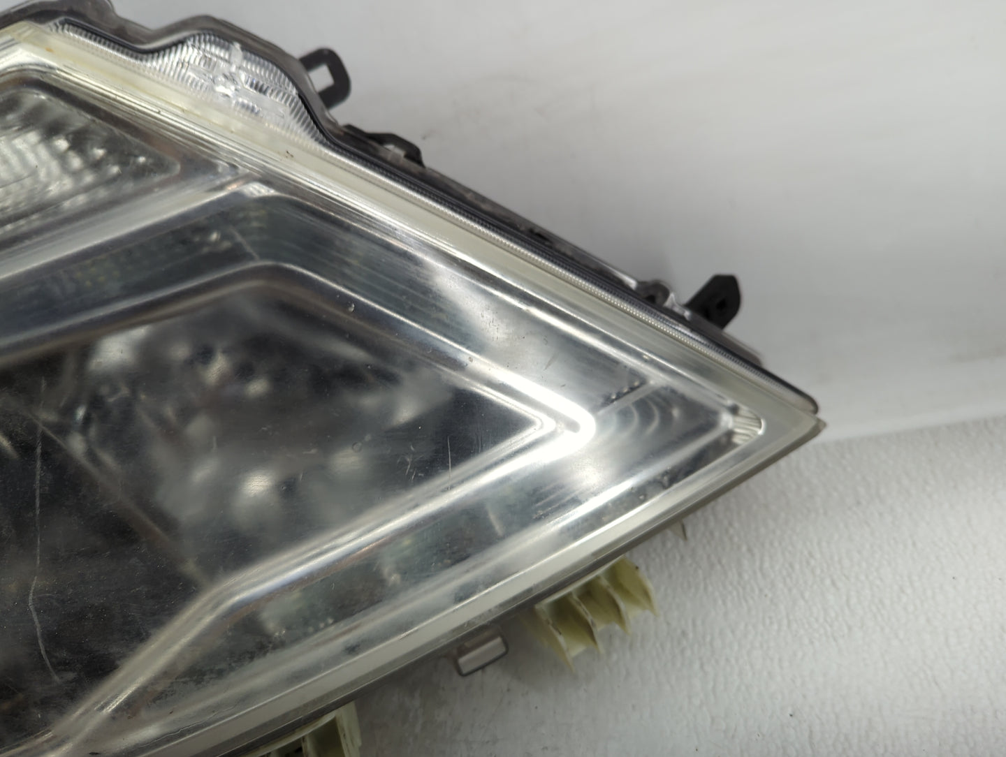 2008-2011 Lexus Lx570 Passenger Right Oem Head Light Headlight Lamp - Oemusedautoparts1.com