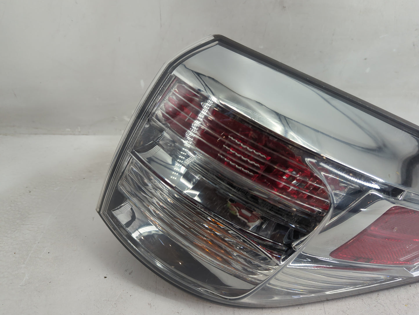 2010-2012 Lexus Rx350 Tail Light Assembly Passenger Right OEM Fits Fits 2010 2011 2012 OEM Used Auto Parts - Oemusedautopart