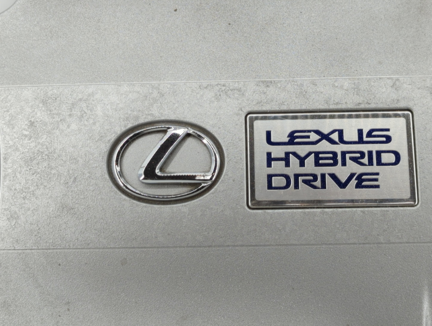 2011 Lexus Rx450h Engine Cover - Oemusedautoparts1.com