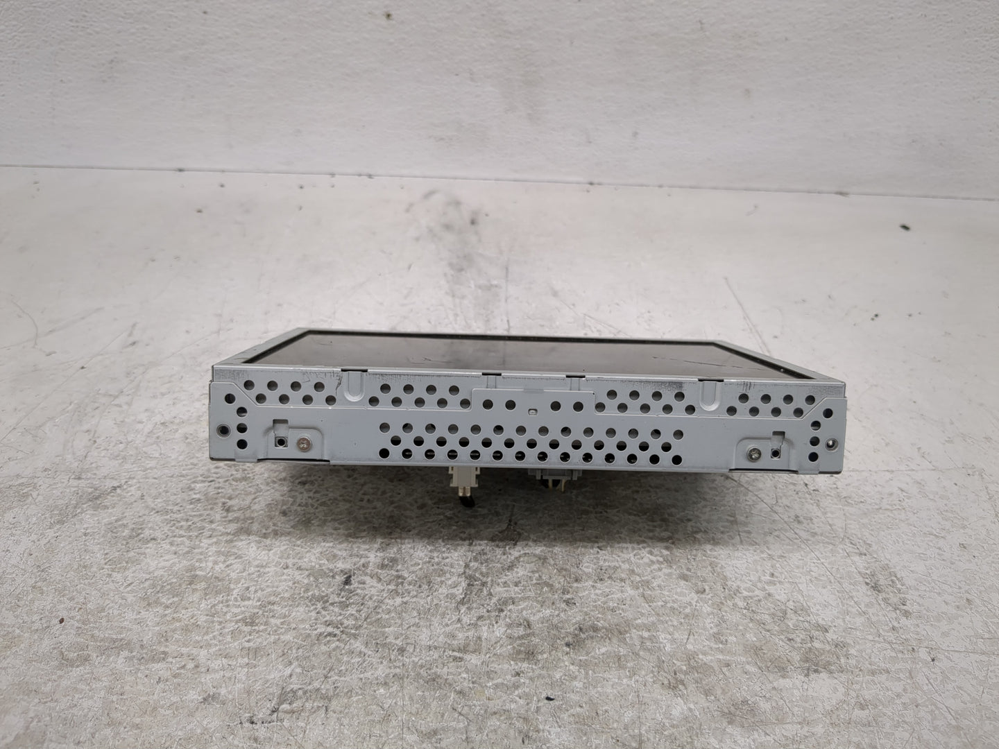 2011-2012 Lincoln Mks Information Display Screen - Oemusedautoparts1.com