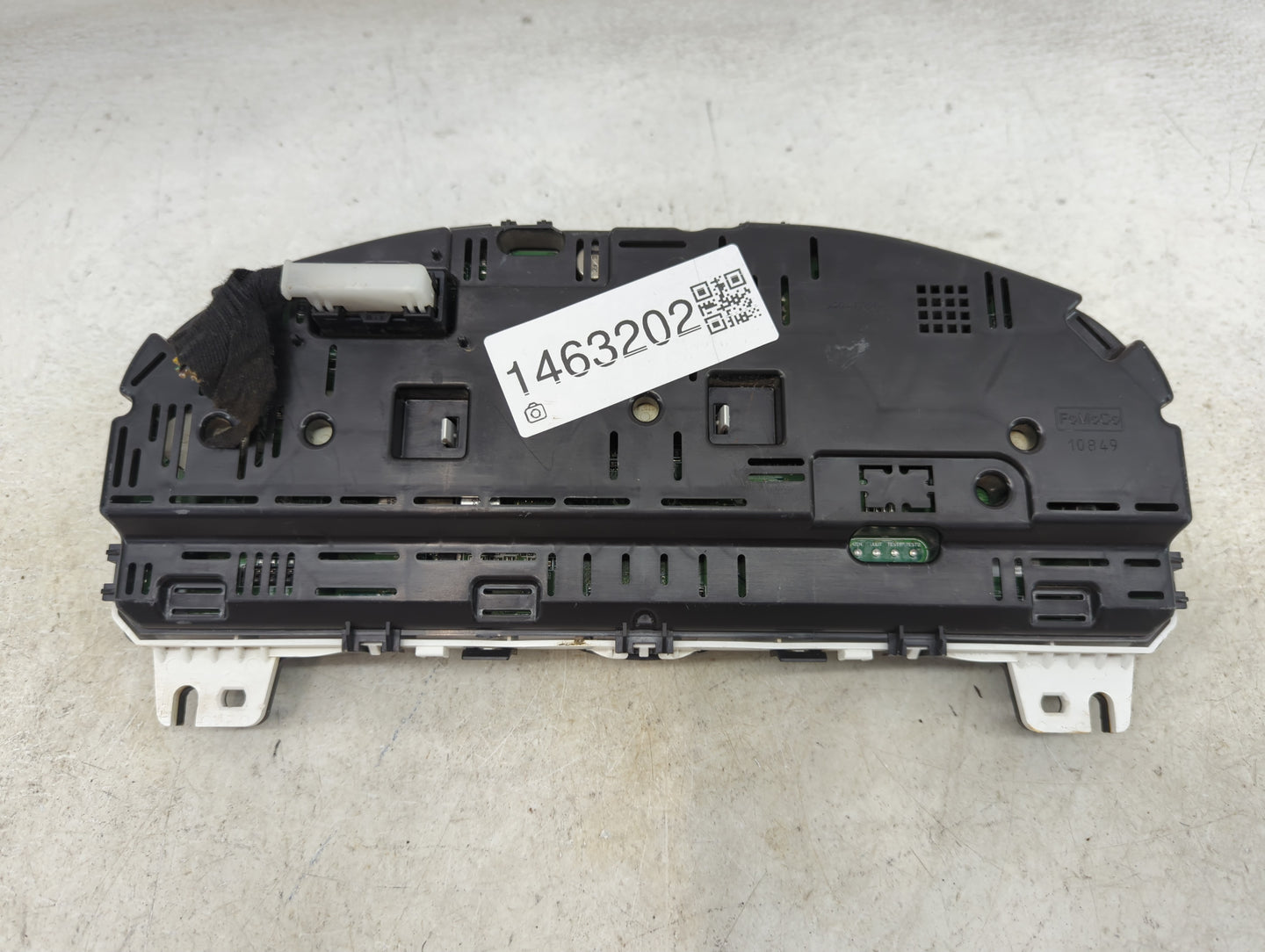 2011 Lincoln Mks Instrument Cluster Speedometer Gauges P/N:BA5T-10849-CD Miles: Fits OEM Used Auto Parts - Oemusedautoparts1