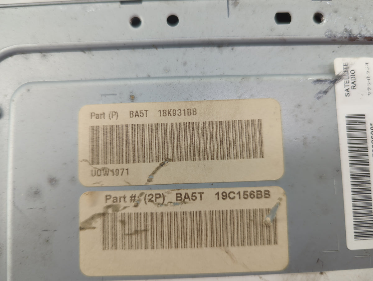 2011 Lincoln Mks Radio AM FM Cd Player Receiver Replacement P/N:BA5T 18K931BB BA5T 19C156BB OEM Used Auto Parts - Oemusedaut