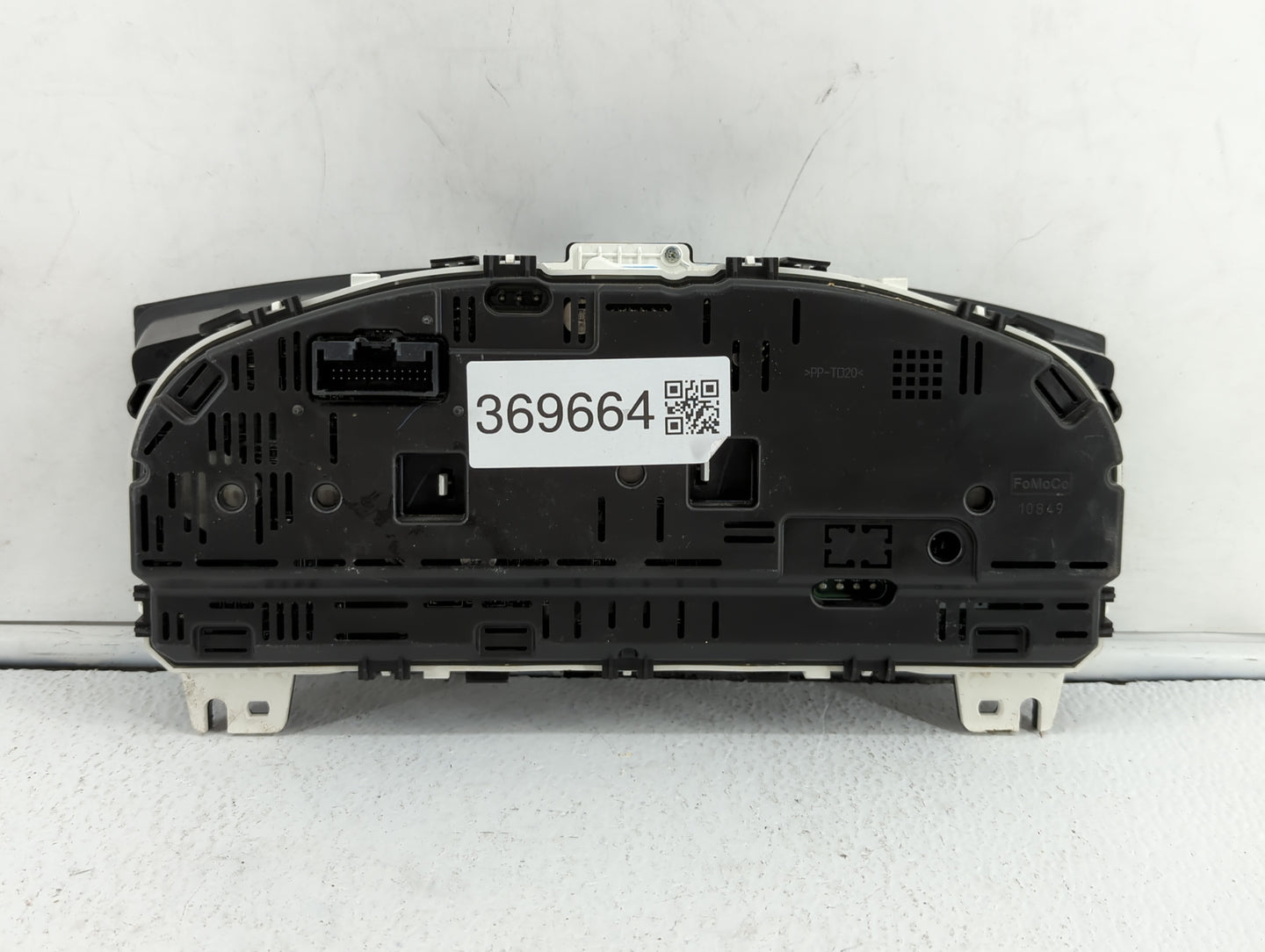 2011 Lincoln Mks Instrument Cluster Speedometer Gauges P/N:BA5T-10849-CD Fits OEM Used Auto Parts - Oemusedautoparts1.com