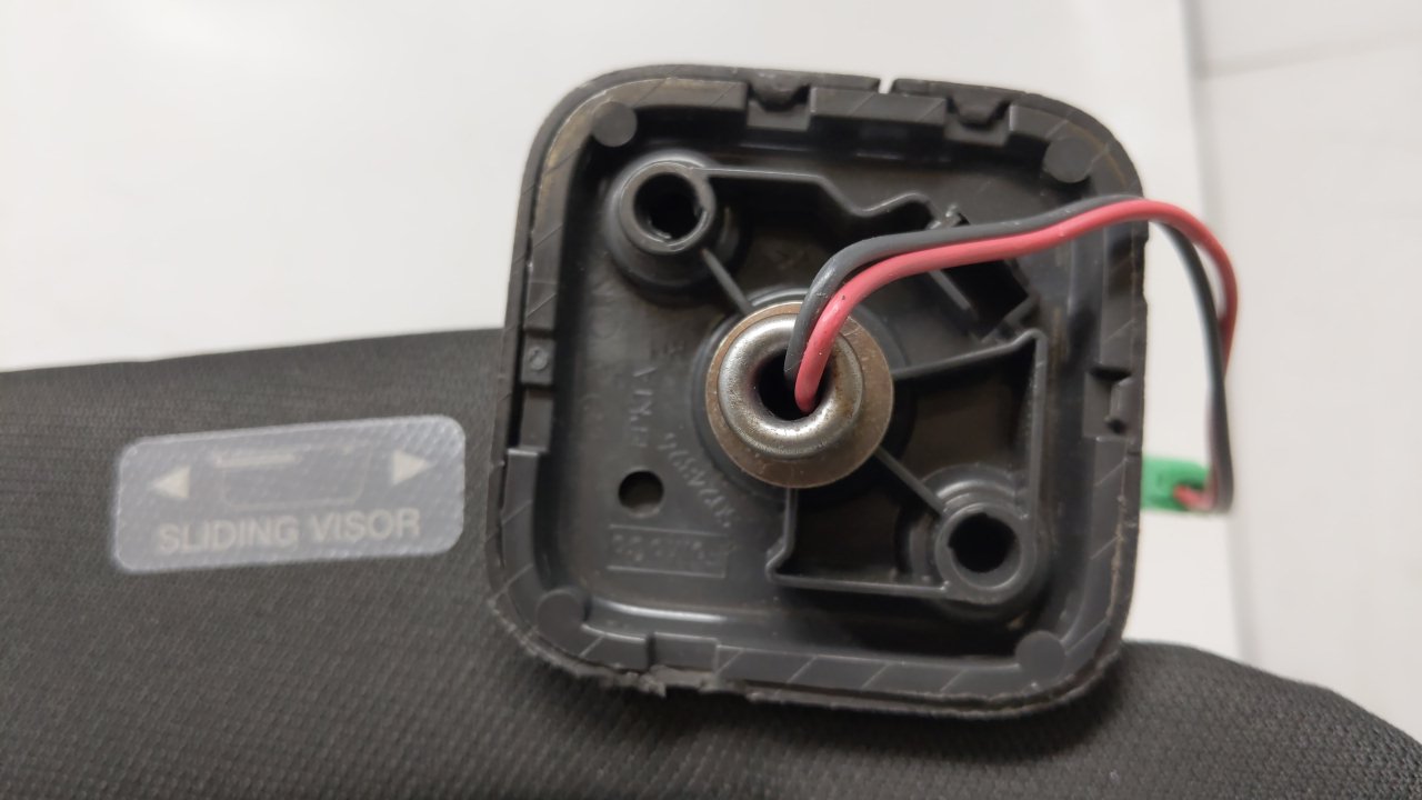 2011 Lincoln Mks Sun Visor Shade Replacement Passenger Right Mirror Fits OEM Used Auto Parts - Oemusedautoparts1.com
