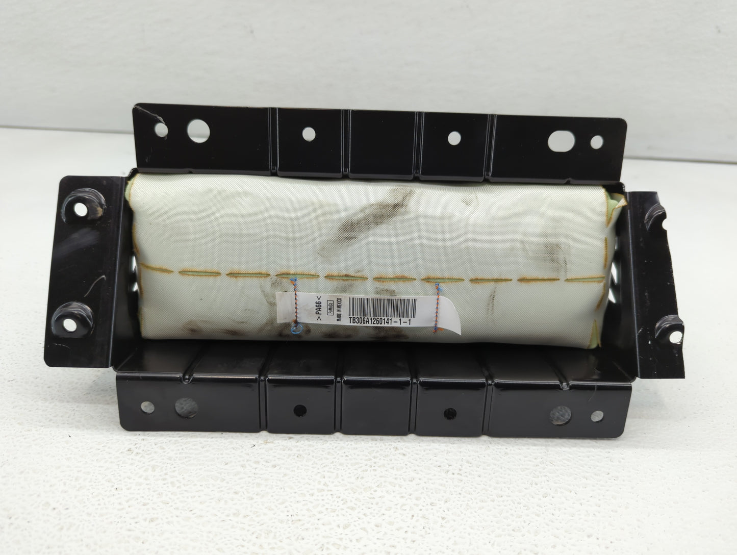 2011-2012 Lincoln Mks Air Bag Passenger Right Dashboard Oem - Oemusedautoparts1.com