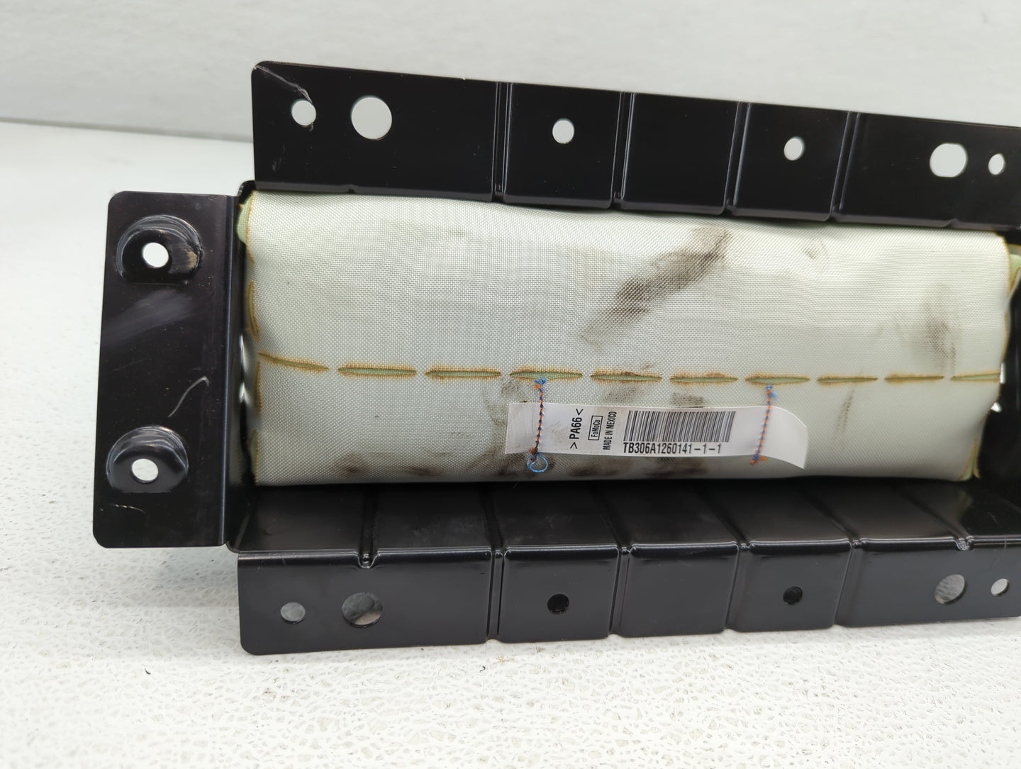 2011-2012 Lincoln Mks Air Bag Passenger Right Dashboard Oem - Oemusedautoparts1.com