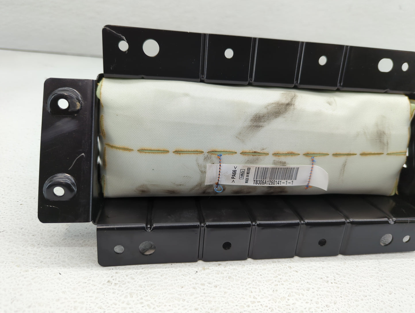 2011-2012 Lincoln Mks Air Bag Passenger Right Dashboard Oem - Oemusedautoparts1.com